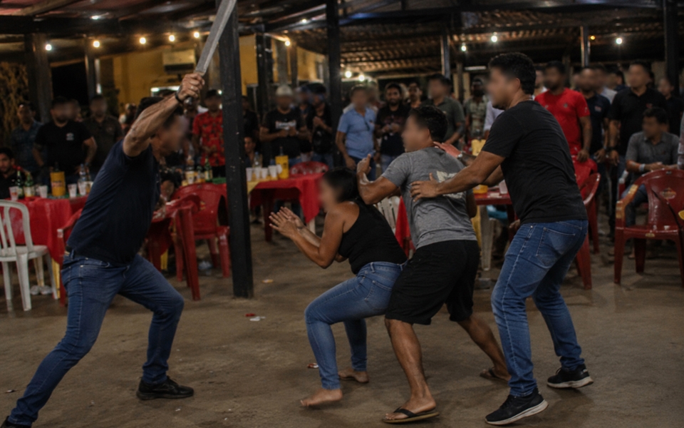 Homem é suspeito de tentar matar desafeto com golpes de facão durante confraternização, em Espigão do Oeste, RO