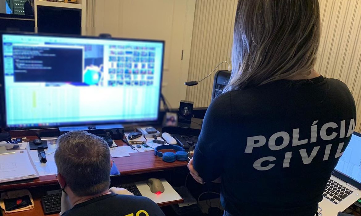 Operação mira suspeitos de armazenar material de abuso sexual infantil em Rondônia