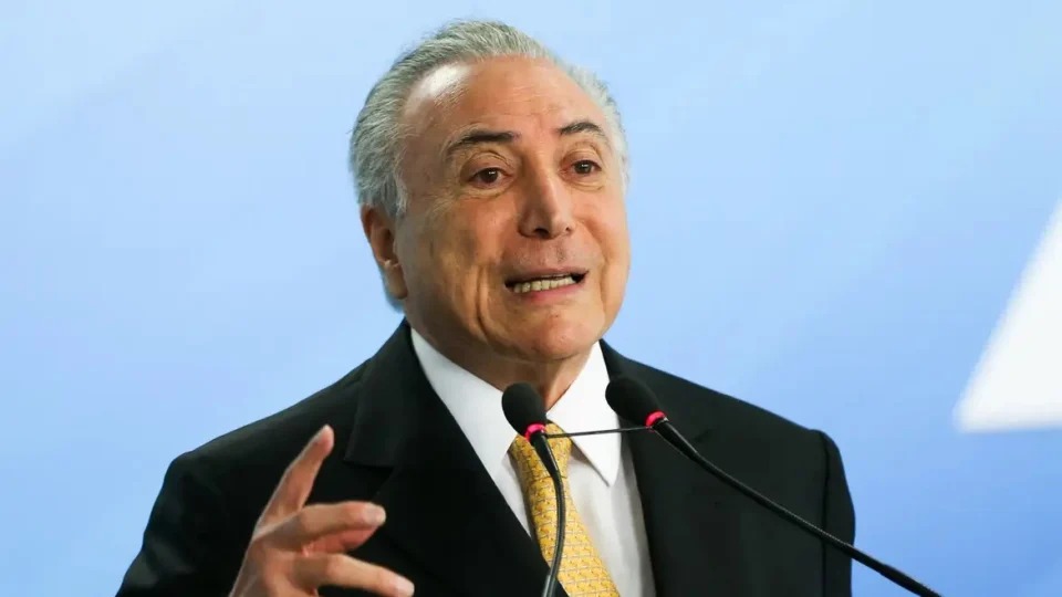 Temer lança proposta e defende eleições sem ataques