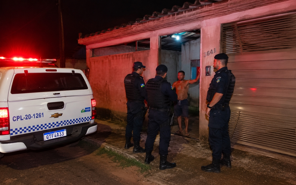 Mulher pede socorro por mensagens e é resgatada em Cacoal