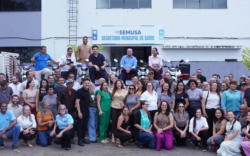 Cirone garante investimentos e reforça atuação de agentes com entrega de motocicletas