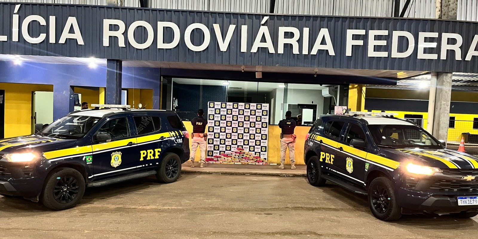 PRF intercepta carga com quase 80 kg de cocaína em Ji-Paraná