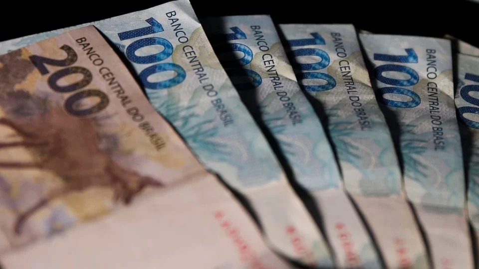 Dívida pública brasileira atinge novo recorde acima de R$ 9 trilhões