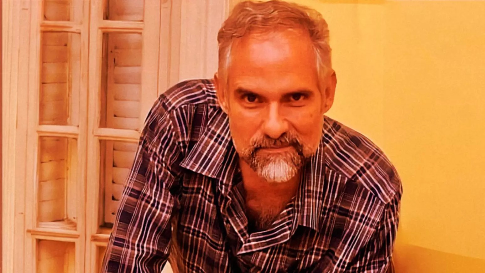 Morte de Alexei Bueno, referência da poesia brasileira, aos 63 anos