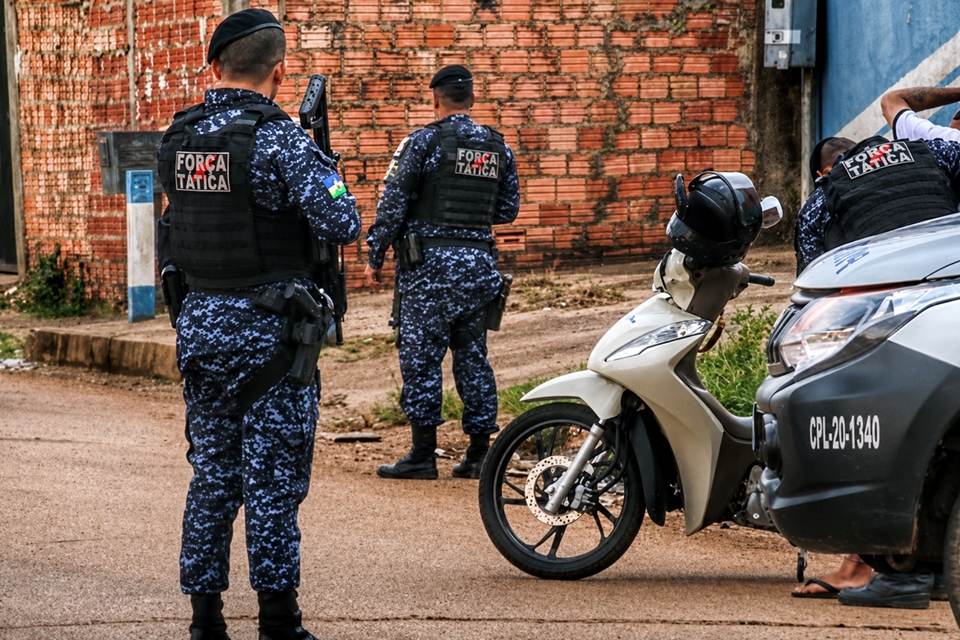 Força Tática cumpre mandado de prisão por lesão corporal durante operação em Jaru, RO