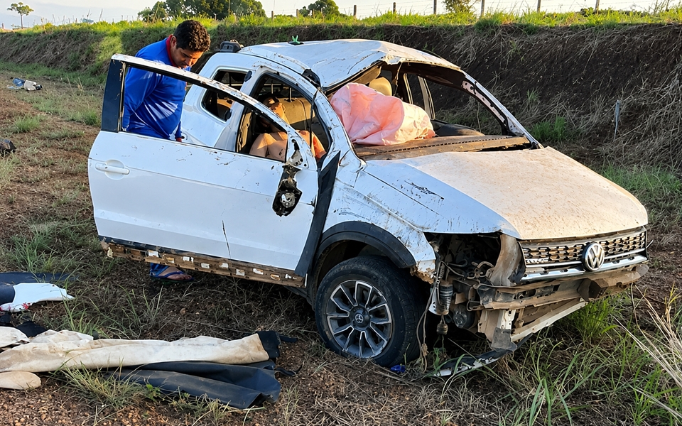 Condutor que captou carro na BR-429, acusa ocupantes de veículo que seguia a frente de atirar bombinhas na rodovia