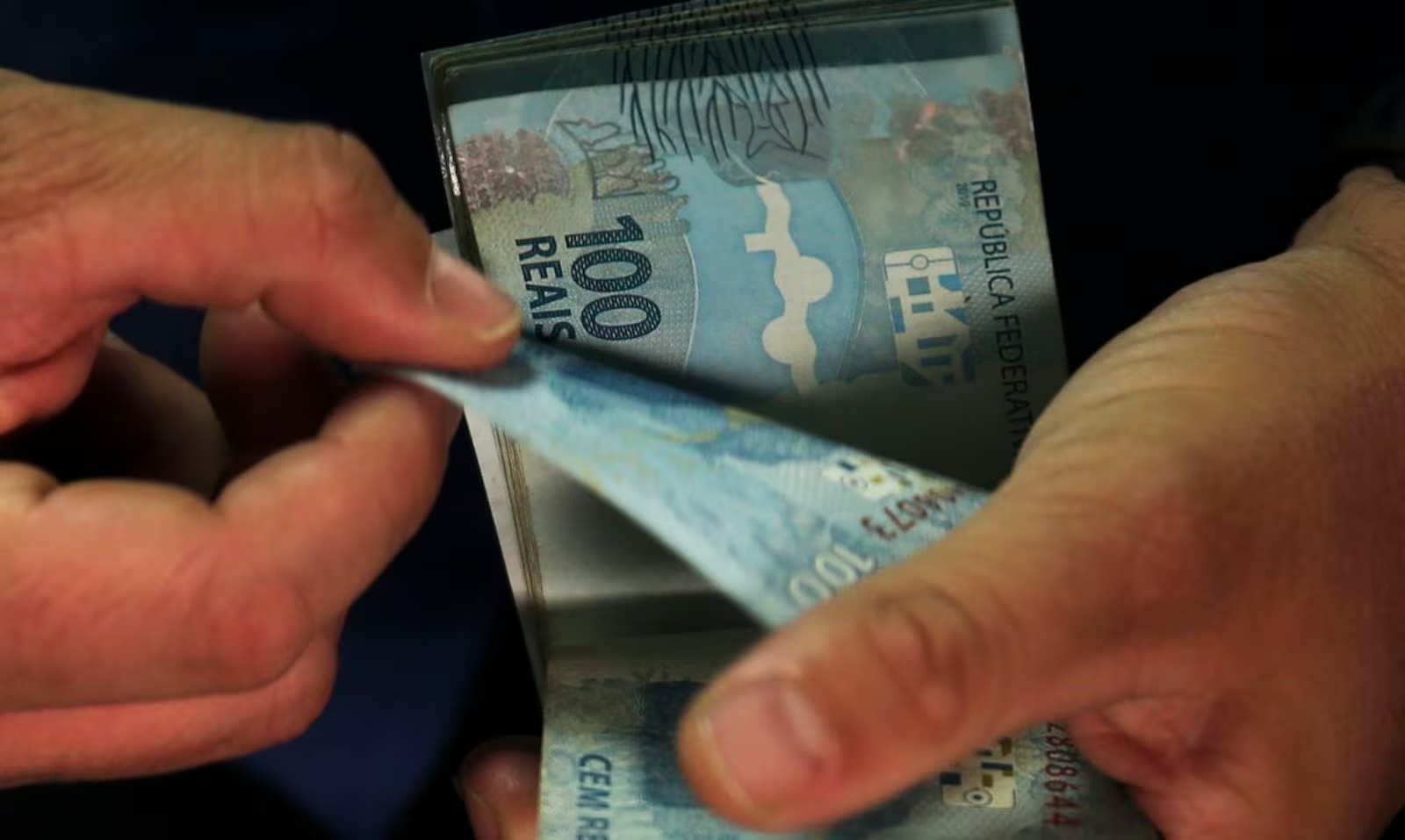 Poupança perde R$ 39,3 bilhões com aumento dos saques no semestre
