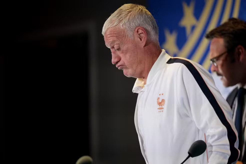 França x Marrocos: Deschamps é alvo de questionamentos antes da partida