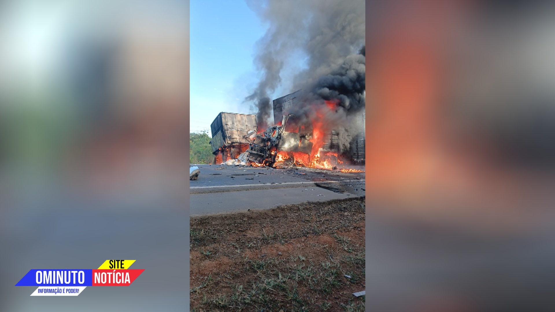 Colisão entre carretas provoca incêndio e interdita BR-364 entre Jaru e Ariquemes, em RO