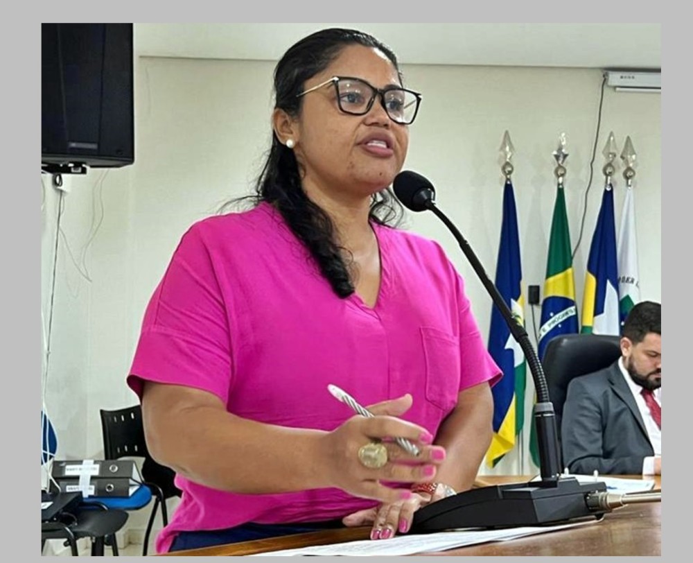 Professora Damiana consegue aprovação de moção de aplausos para Associação Jaruense de Autista, durante sessão na câmara