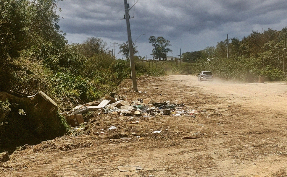 Prefeitura alerta para descarte irregular de lixo e entulho