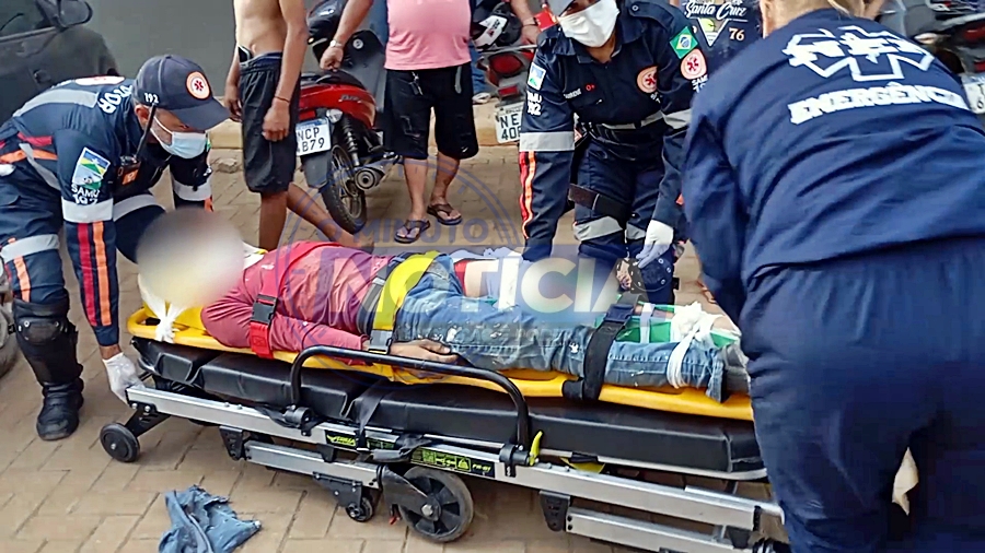 Motociclista fica ferido após colisão com carro na Avenida Canaã