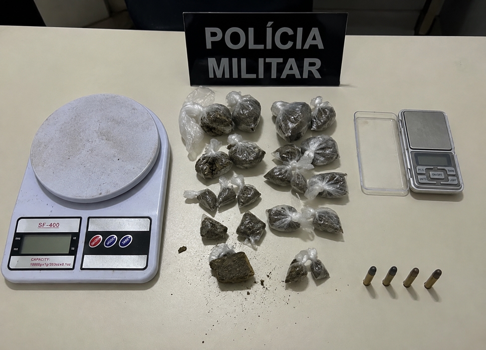 Suspeito que deixou a prisão há cinco meses é detido com drogas, balanças de precisão e munições