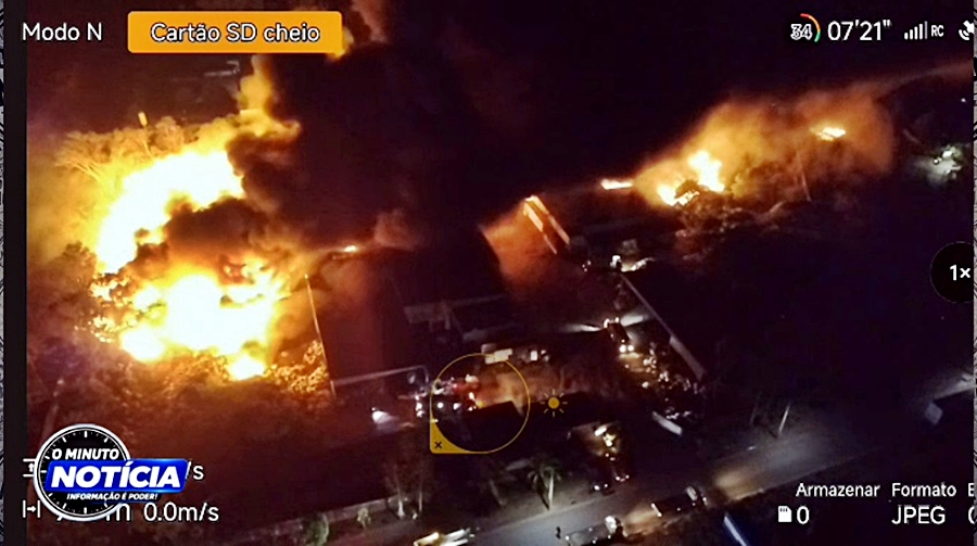 Bombeiros evitam tragédia em combate de incêndio na Amazon Tubos