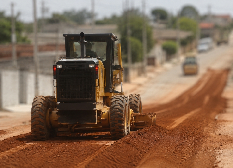 Obra em bairros de Cacoal chega ao 9º aditivo e prefeitura concede mais 120 dias de prazo