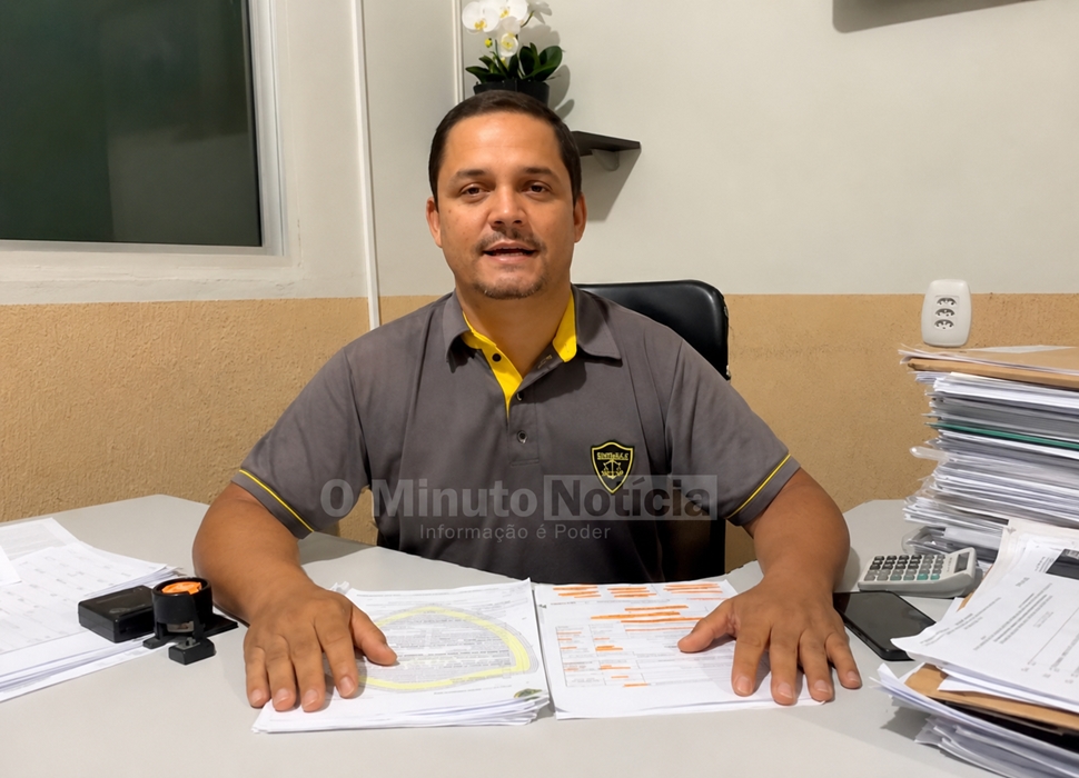 Professores da rede municipal anunciam greve por tempo indeterminado a partir de 8 de setembro, em Cacoal, RO