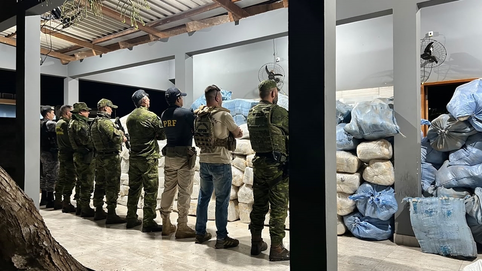Forças de segurança apreendem mais de 3,6 toneladas de drogas em Monte Negro, RO