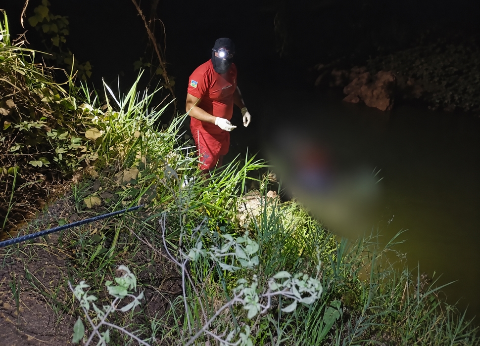 Homem é encontrado morto no Rio Bateia, na região do garimpo Bom Futuro, em Ariquemes, RO