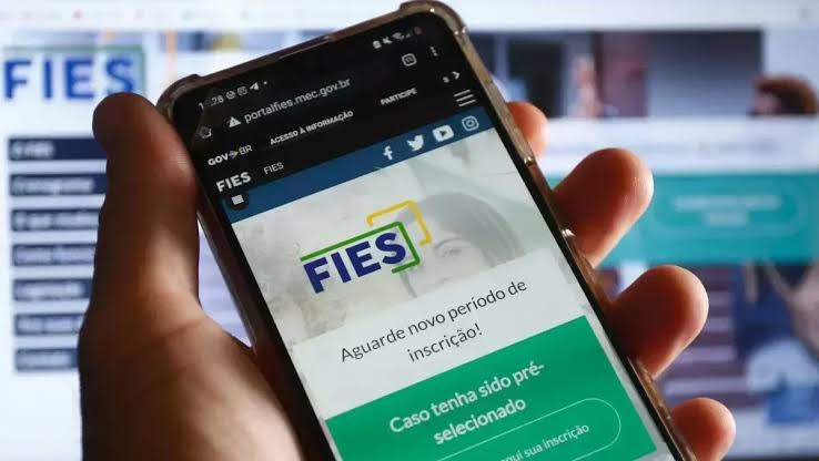 Lista de espera do Fies 2026 tem convocações até quinta-feira, 24; candidatos devem acompanhar o sistema