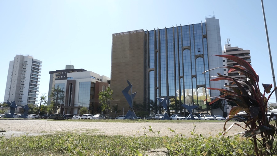 TCE-RO recebe inscrições para assessor com remuneração de R$ 13,2 mil