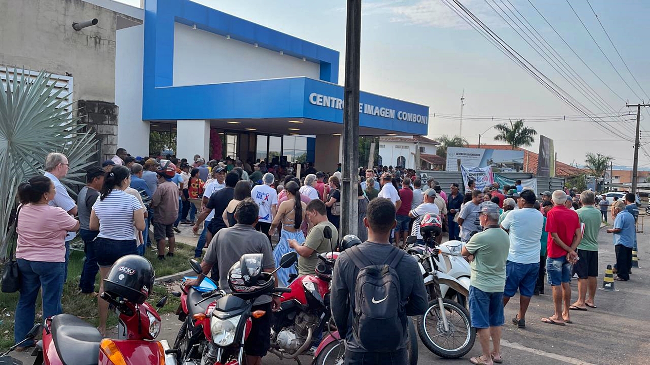 Comboni Rosa e Comboni Azul têm participação expressiva em Cacoal, com mobilização de Ministro Andreazza