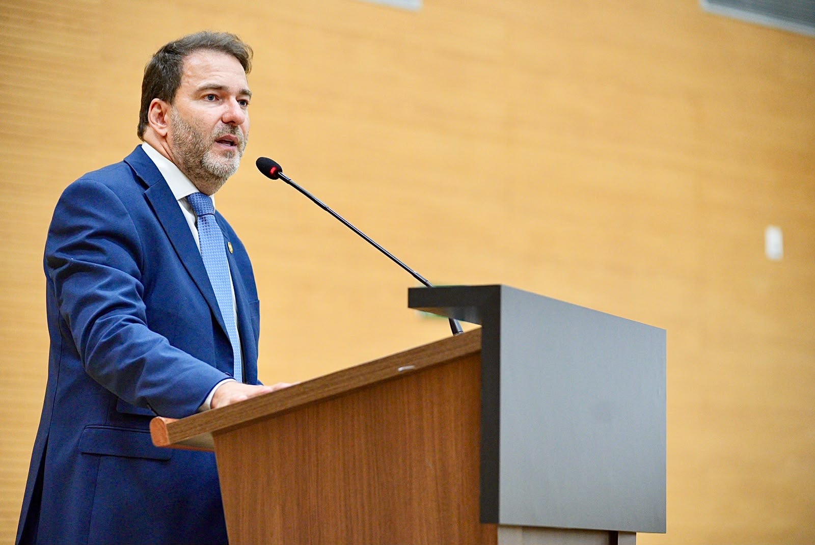 Deputado Alex Redano agradece votos recebidos e destaca parcerias durante a campanha