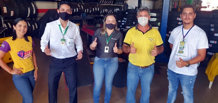 CredSIS Jicred marca presença no 16º aniversário da Barigui Pneus, em Jaru, RO