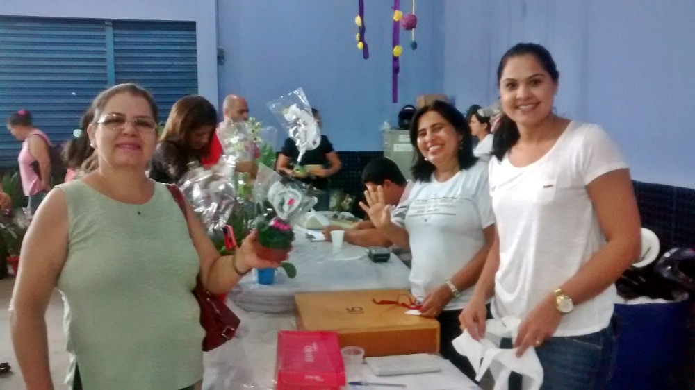 (Áudio) Exposição de Flores, Plantas e Vasos, está acontecendo agora, no Centro Catequético, em Jaru-RO