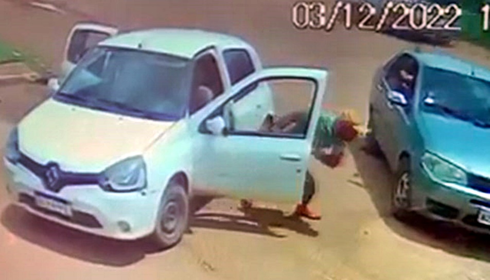 Câmera registra tentativa de homicídio a tiros e dupla suspeita é presa no Orgulho do Madeira