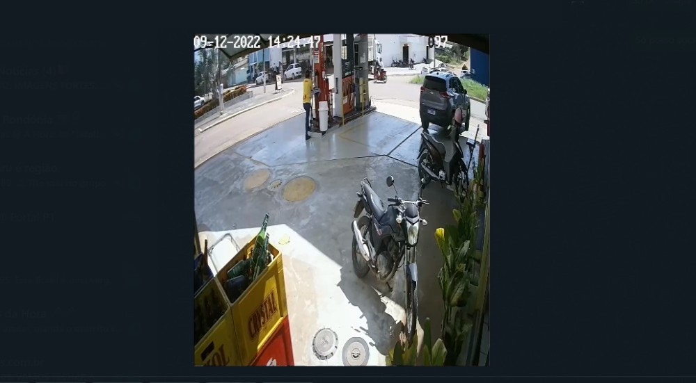 (Vídeo) Mulher é socorrida em estado grave, após choque de Honda Biz em Caminhão caçamba, em Jaru, RO