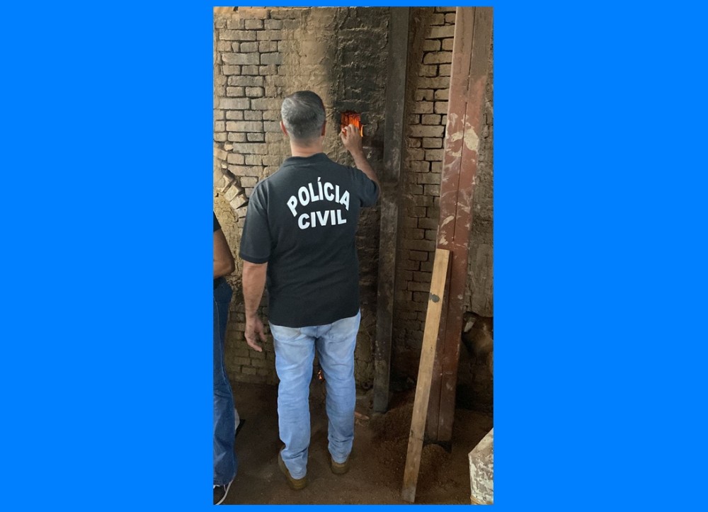 Policiais civis de Jaru, RO incineram 17 kg de drogas nos fornos da Cerâmica Médici