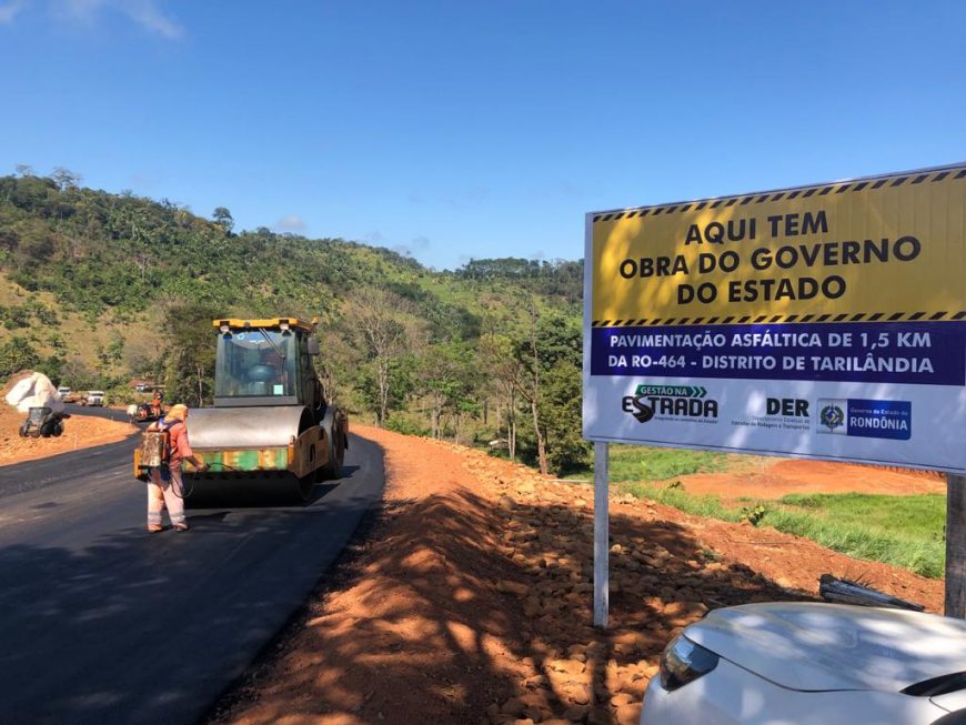 DER/RO finaliza pavimentação da terceira serra da RO-464, no distrito de Tarilândia