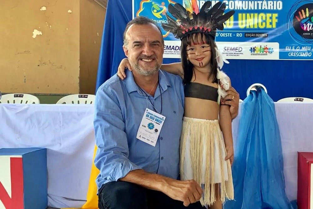 Prefeito de Alvorada do Oeste, Vanderlei Tecchio lidera pesquisa de intenção de votos com folga