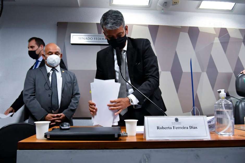 Acusado de mentir à CPI, Roberto Dias paga fiança e é solto