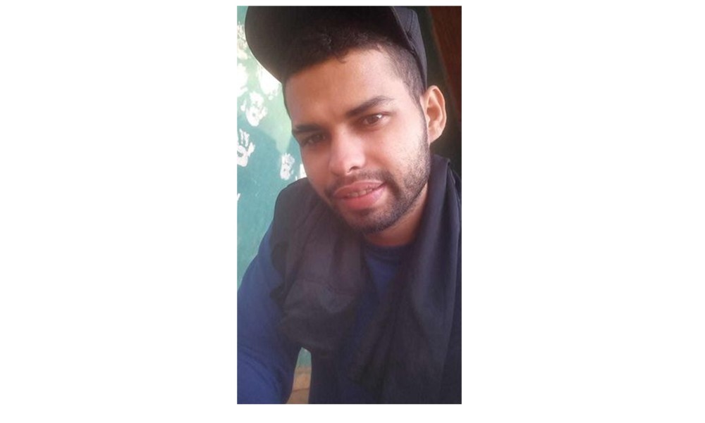 Jovem de 24 anos, está desaparecido e família pede ajuda para encontra-lo, em Jaru, RO