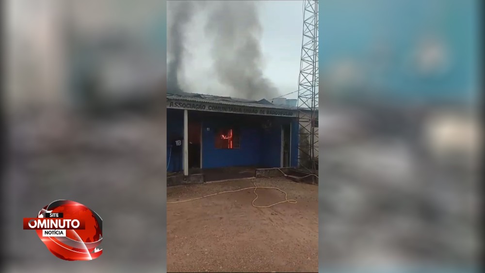 Incêndio destrói instalações de rádio comunitária União, em Presidente Médici, RO