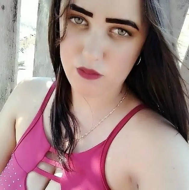 Mulher é atacada a facadas e morre a caminho do hospital, em Espigão do Oeste, RO