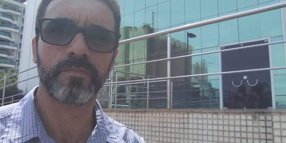 Ônibus e caminhão-tanque colidiram em linha reta, na BR-364