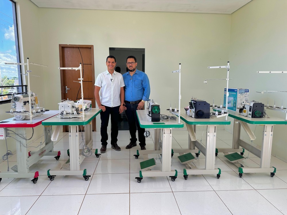 Deputado Cássio Gois participa da inauguração da sede da Associação Vida em Cacoal