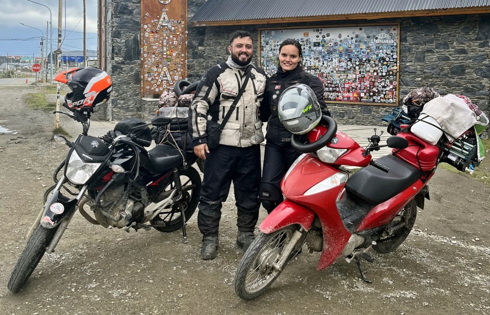 Casal Jaruense conclui viajem de motocicleta ao “Fim do Mundo” (Ushuaia)