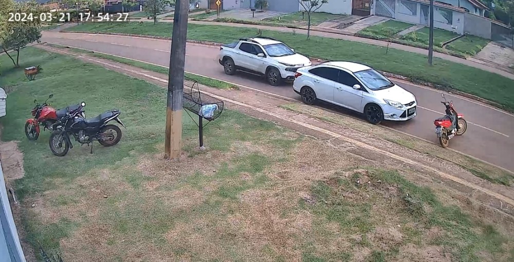 Veja o vídeo do acidente registrado na rua Anel Viário em Cacoal