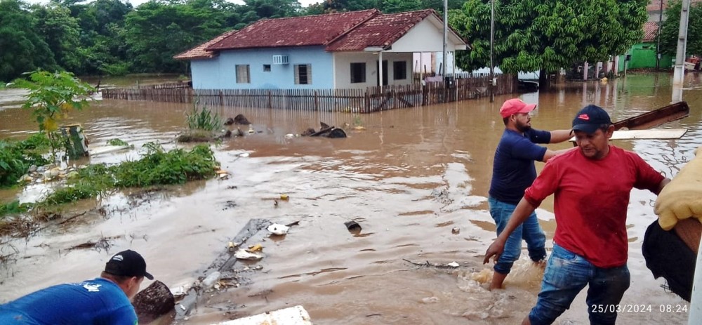 Alerta laranja de chuvas intensas é emitido para Cacoal nesta tarde de quinta-feira, 28/03