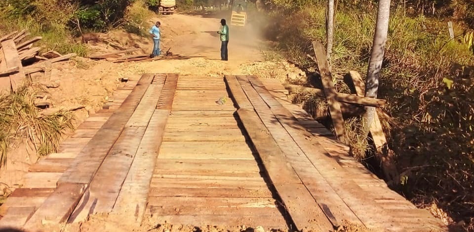 Semourb de Alvorada do Oeste, RO recupera/constrói quatro pontes no interior do município