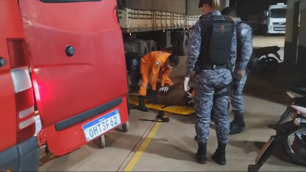 Homem é preso após tentar matar caminhoneiro em pátio de posto em Cacoal, RO