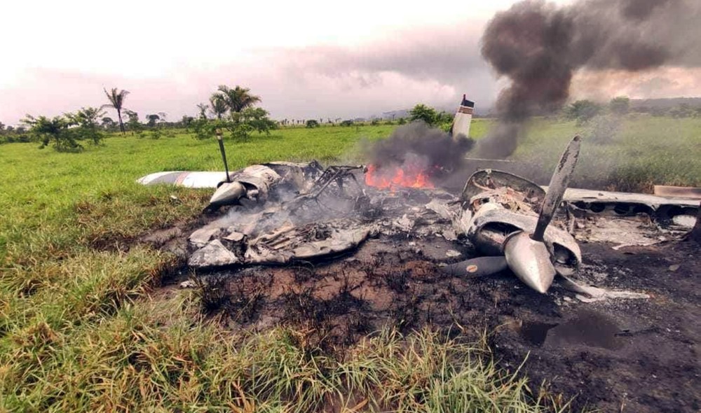 FAB divulga imagens e áudio de piloto de caça Super Tucano interceptando bimotor em Rondolândia, MT