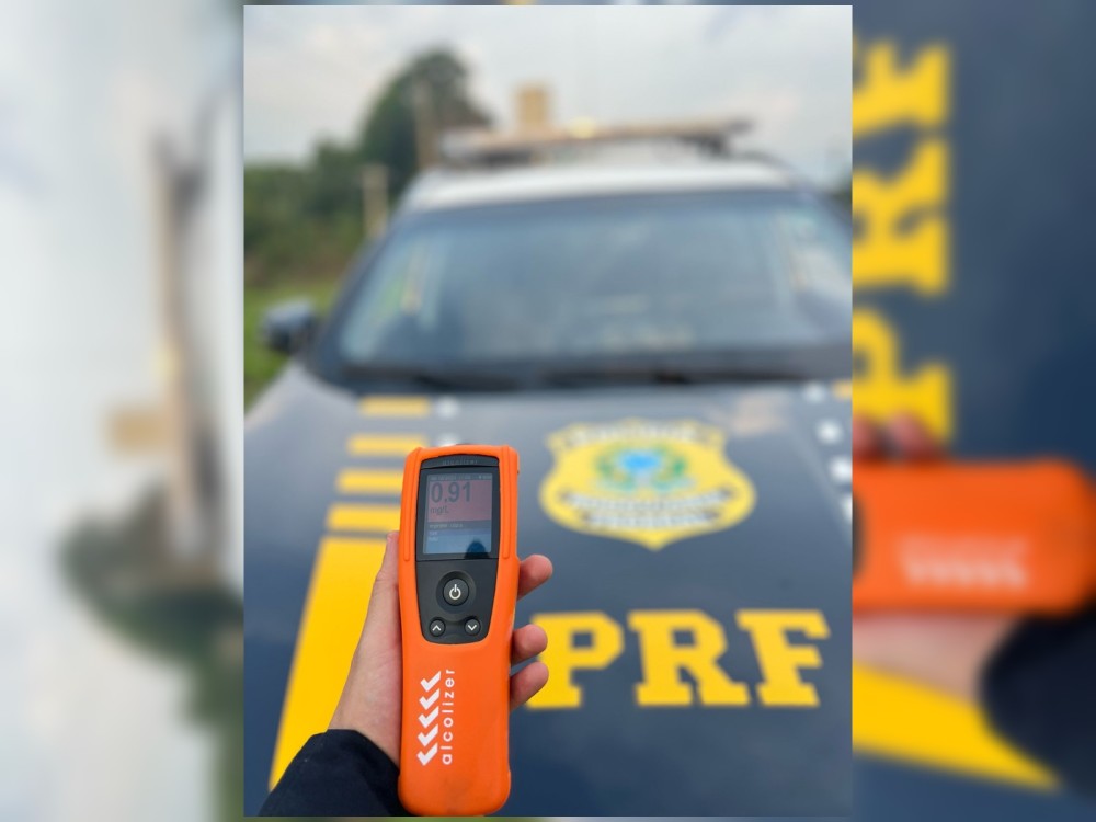 Condutor embriagado converge na contramão e bate de frente com viatura da PRF, em Ji-Paraná, RO