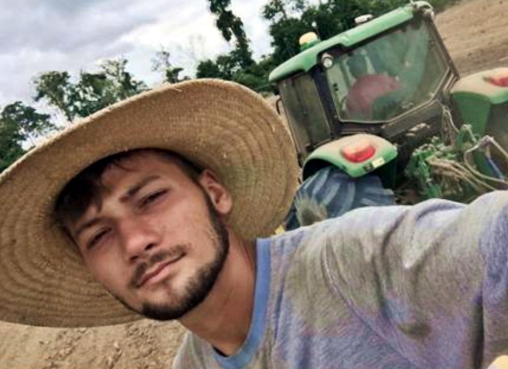 Motorista resgatado por colegas das ferragens de caminhão na BR-364 nao resistiu e morreu horas depois