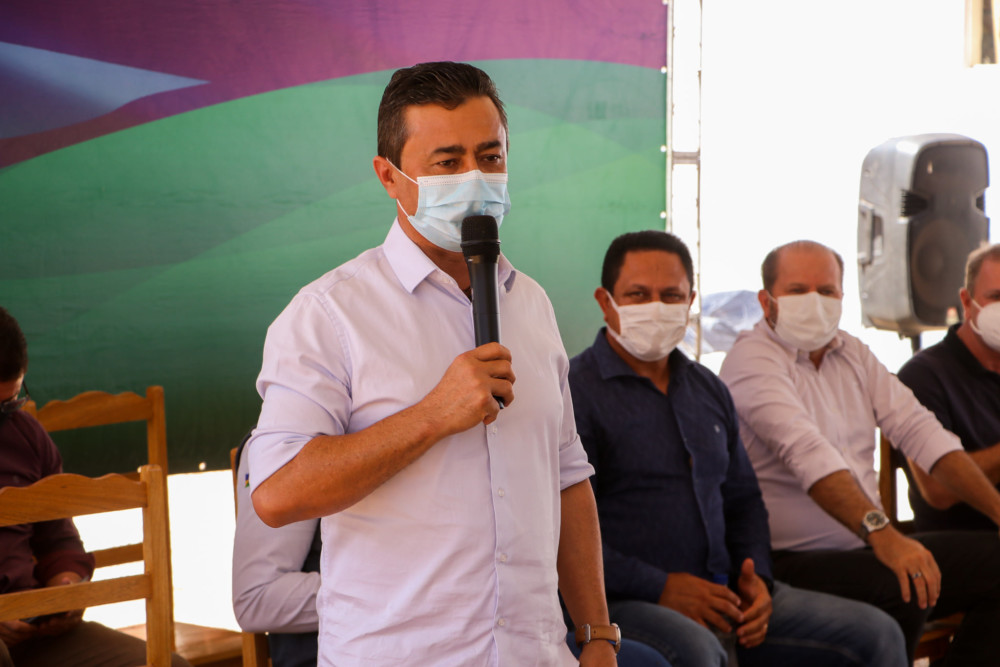 Prefeito Wéliton prestigia a inauguração do Centro de Recuperação Vida e Luz