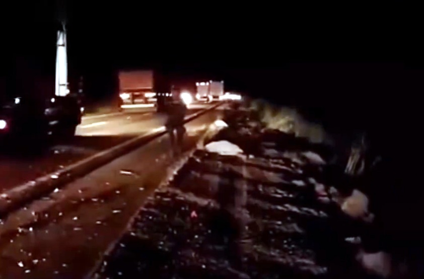Motociclista morre em colisão frontal com caminhão na BR-364 em Cacoal, RO