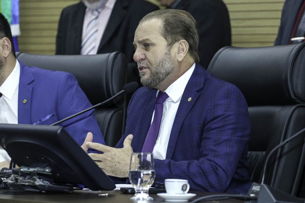 Cirone busca mais prazo para empresários que aderiram ao Refaz